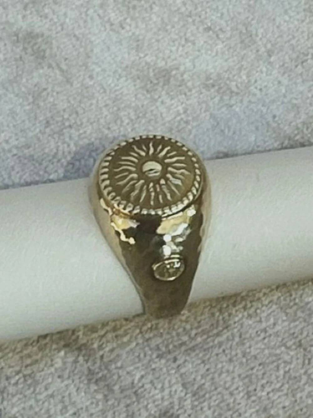 Torrini 1369 Authentic 14K Yellow Gold Hammered Sunburst Ring – Handmade Italy